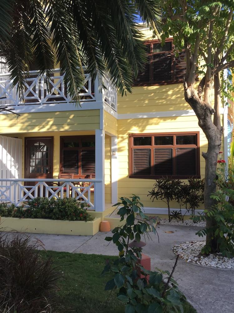Buccaneer Beach Club Golful Dickenson Exterior foto