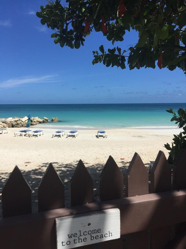 Buccaneer Beach Club Golful Dickenson Exterior foto